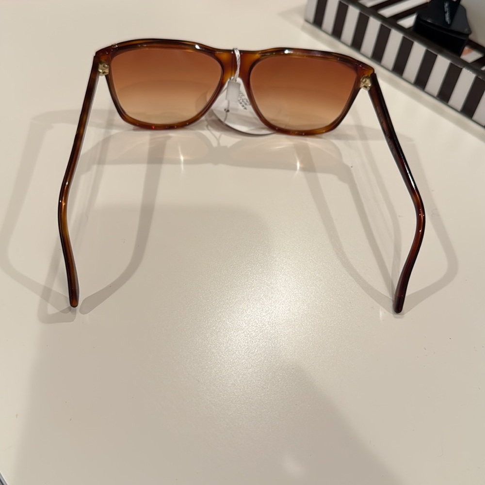 Anne Klein Brown Sunglasses - Picture 5 of 6
